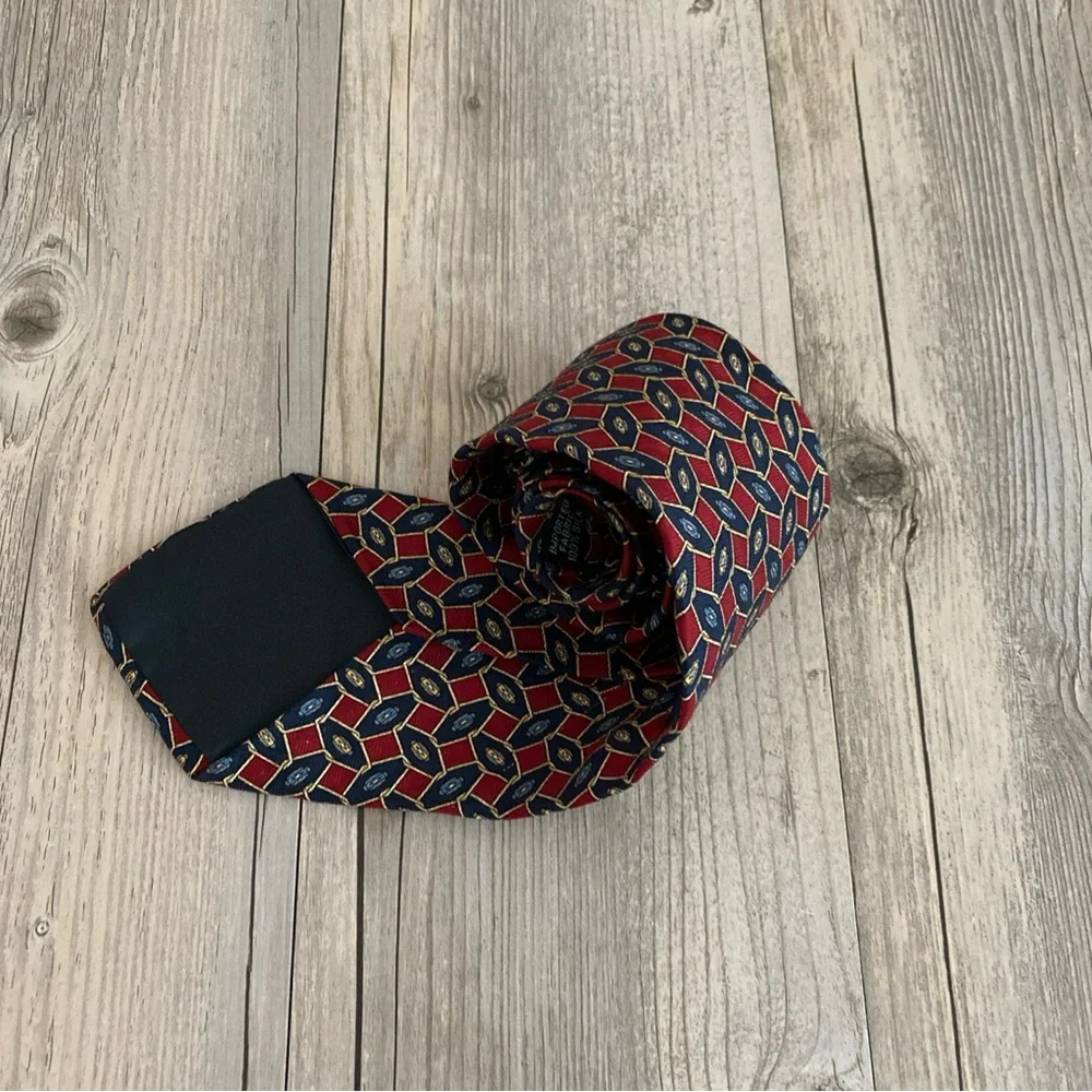 Geoffrey Beene Classic New York Mens Silk Tie Made In USA